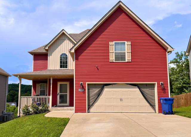 Property at 1045 Winesap Rd, Clarksville, TN 37040, 3 beds, 2.5 baths