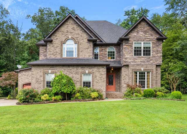 Property at 1789 Double R Blvd, Clarksville, TN 37042, 5 beds, 4 baths