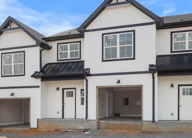 Property at 166 Sango Dr Bldg 5 #47, Clarksville, TN 37043, 3 beds, 2.5 baths