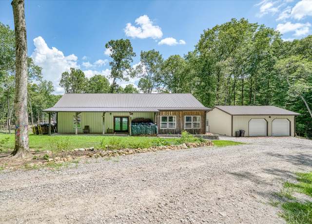 Property at 1479 W Ridge Rd, Crossville, TN 38572, 3 beds, 2 baths
