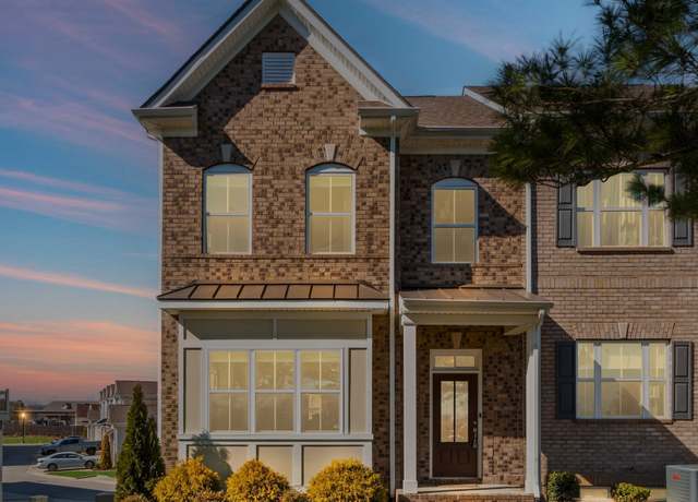 Property at 248 Kinsale Dr Unit End Unit, Spring Hill, TN 37174, 3 beds, 2.5 baths