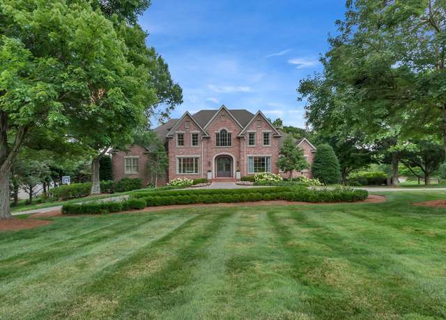 Property at 812 Princeton Hills Dr, Brentwood, TN 37027, 5 beds, 7 baths