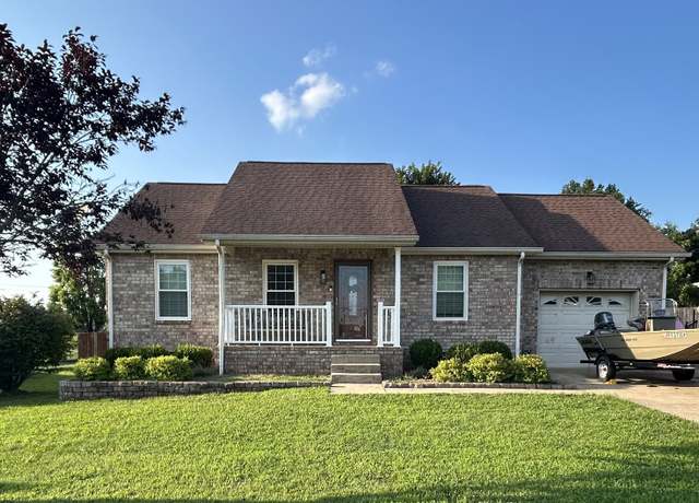 Property at 109 Cartwright Pkwy, Goodlettsville, TN 37072, 3 beds, 2 baths
