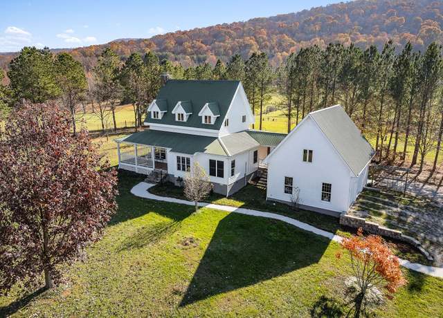 Property at 225 Apple Valley Ln, Morrison, TN 37357, 3 beds, 2.5 baths