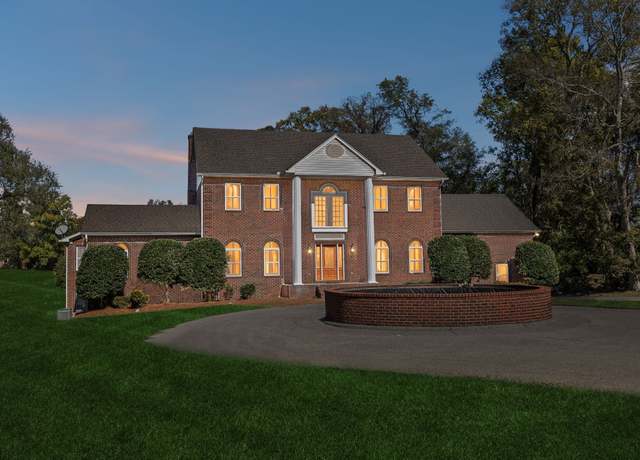 Property at 5858 Cloverland Dr, Brentwood, TN 37027, 6 beds, 6.5 baths