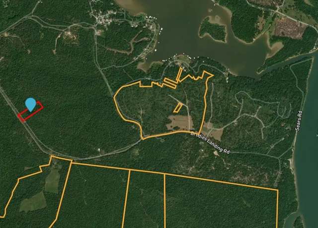 Property at 2299 Brodies Landing Rd, Parsons, TN 38363
