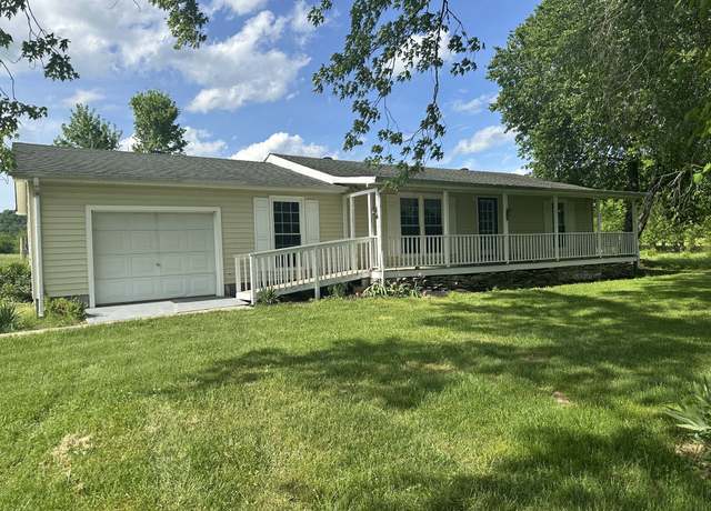 Property at 275 Reece Hollow Rd, Carthage, TN 37030, 2 beds, 1.5 baths