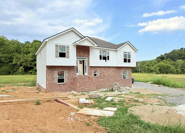 Property at 1988 Flats Rd, Cunningham, TN 37052, 4 beds, 3 baths