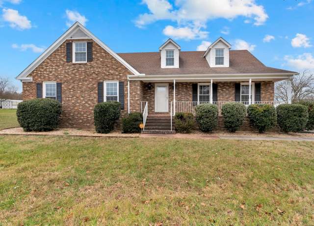 Property at 818 Brookhaven Cir, Shelbyville, TN 37160, 5 beds, 3 baths