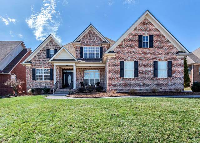 Property at 3009 Stewart Campbell Pt, Spring Hill, TN 37174, 4 beds, 4 baths