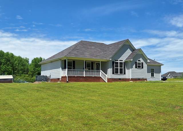 Property at 92 Jenkins Dr, Fayetteville, TN 37334, 4 beds, 3 baths