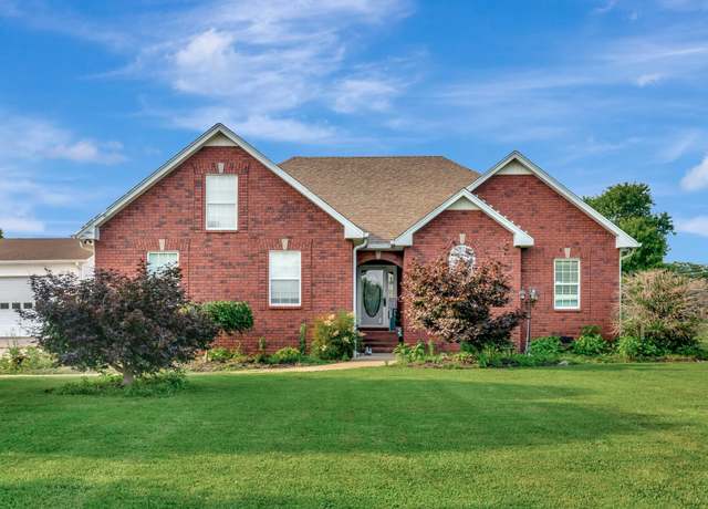 Property at 1000 Nature Trl, Castalian Springs, TN 37031, 3 beds, 2 baths