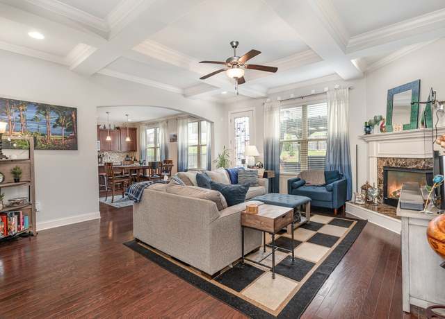 Property at 5344 Highland Place Way, Hermitage, TN 37076, 4 beds, 2.5 baths