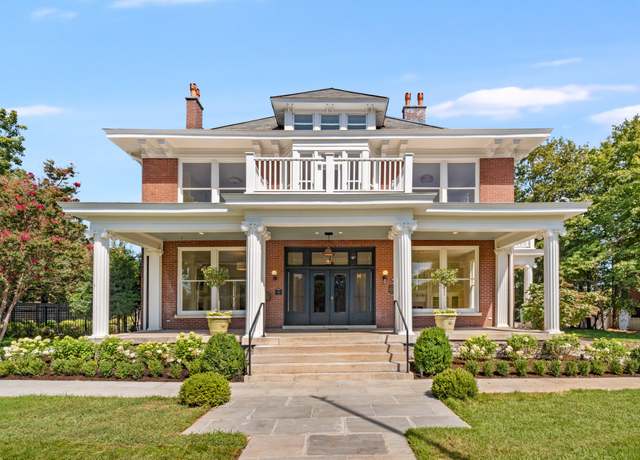 Property at 746 Benton Ave, Nashville, TN 37204, 5 beds, 6 baths