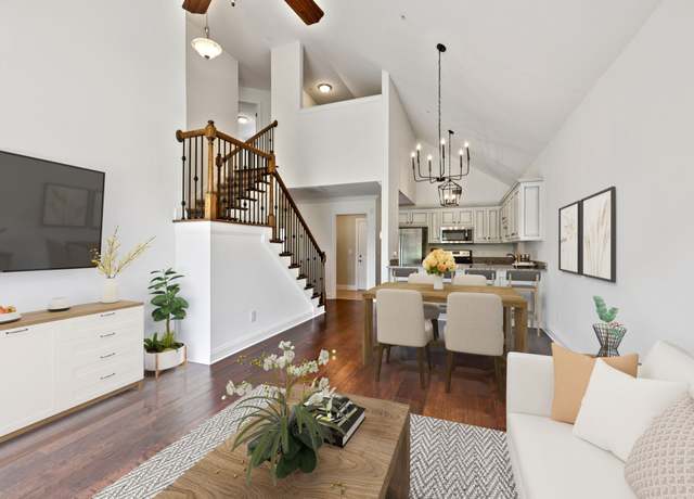 Property at 1012 Irish Way, Spring Hill, TN 37174, 3 beds, 2.5 baths