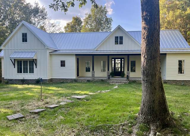 Property at 655 Kc Ln, Altamont, TN 37301, 3 beds, 2.5 baths
