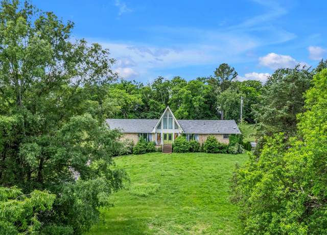 Property at 4219 W Hamilton Rd, Nashville, TN 37218, 4 beds, 3.5 baths