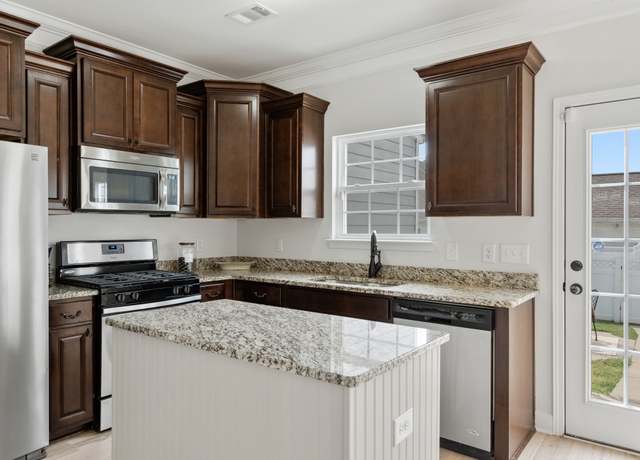 Property at 747 Westcott Ln, Nolensville, TN 37135, 3 beds, 2.5 baths