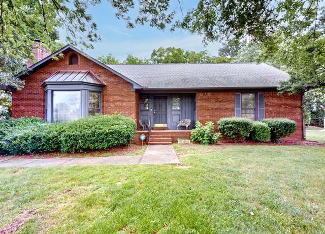 Property at 223 Megan Cir, Shelbyville, TN 37160, 3 beds, 2 baths