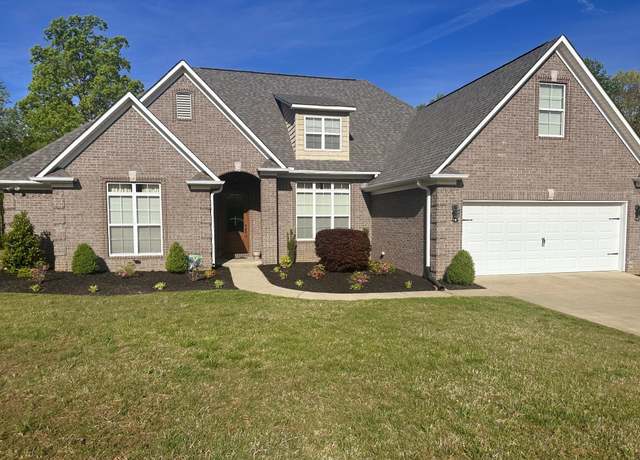 Property at 145 Airport Ct, Waverly, TN 37185, 3 beds, 3 baths