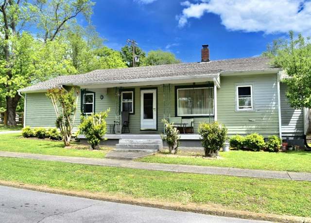 Property at 1605 Overton St, Old Hickory, TN 37138, 3 beds, 1 bath