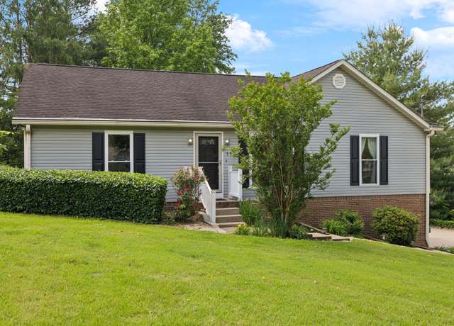 Property at 114 Clover Dr, Columbia, TN 38401, 3 beds, 2 baths