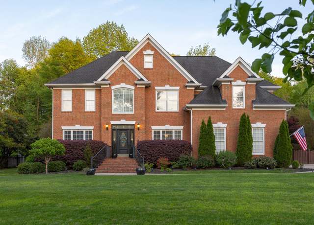 Property at 1601 Windsong Ln, Hixson, TN 37343, 5 beds, 4 baths