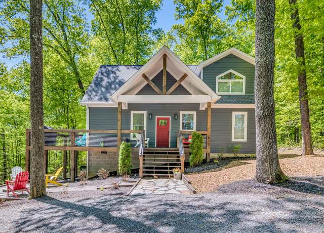 Property at 420 Holiday Haven Dr, Smithville, TN 37166, 3 beds, 2 baths