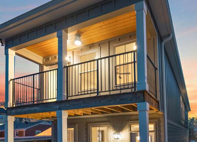 Property at 1107B Walsh St, Nashville, TN 37208, 4 beds, 3 baths