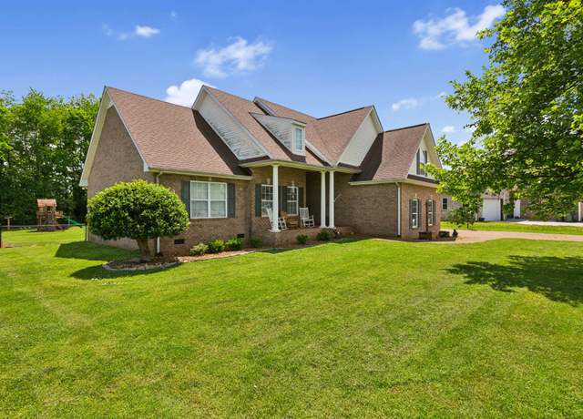 Property at 122 Emma Dr, Portland, TN 37148, 3 beds, 2.5 baths