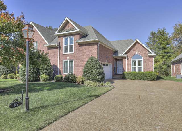 Property at 137 Stoners Glen Dr, Hermitage, TN 37076, 3 beds, 2.5 baths