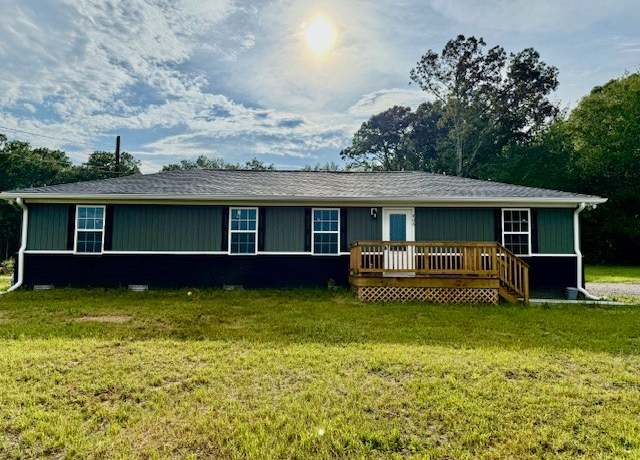 Property at 406 New Rock Creek Rd, Tullahoma, TN 37388, 4 beds, 2 baths