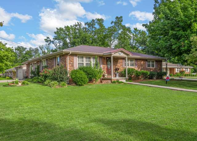 Property at 114 Barkley Lake Ct, Hopkinsville, KY 42240, 3 beds, 1.5 baths
