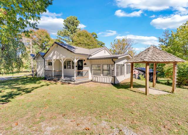 Property at 606 S Chestnut St, Monterey, TN 38574, 3 beds, 2 baths