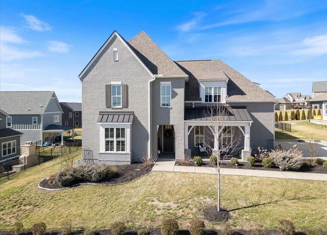Property at 300 Croft Way, Mount Juliet, TN 37122, 5 beds, 4.5 baths