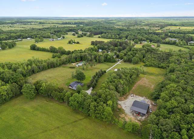 Property at 285 Henderson Rd, Hohenwald, TN 38462, 3 beds, 2.5 baths