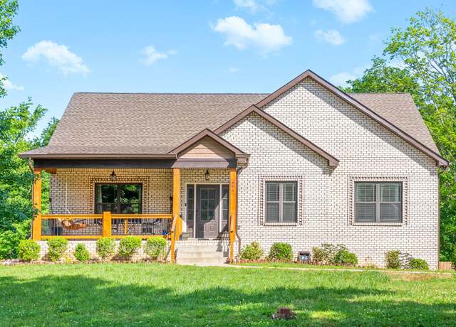 Property at 996 Gratton Rd, Clarksville, TN 37043, 3 beds, 2.5 baths