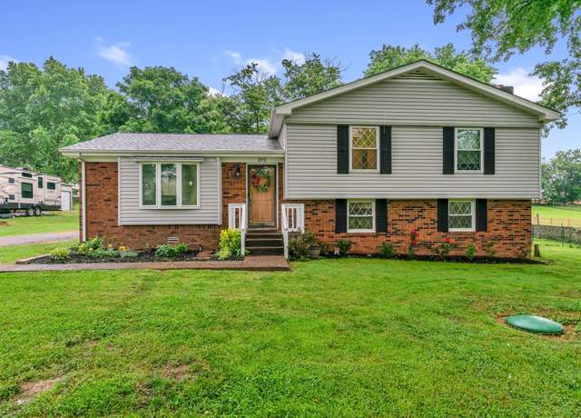 Property at 292 Greenfield Ln, Castalian Springs, TN 37031, 3 beds, 2.5 baths