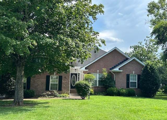 Property at 851 Hartsville Pike, Gallatin, TN 37066, 3 beds, 2 baths