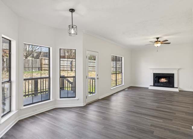 Property at 1121 Holt Hills Pl, Nashville, TN 37211, 4 beds, 2.5 baths