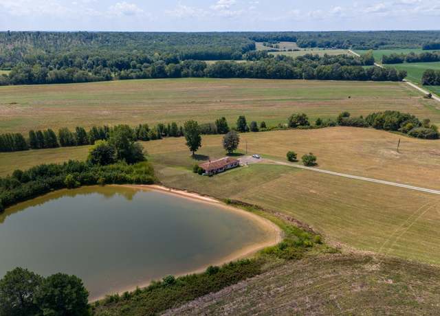 Property at 2589 Presley Ridge Rd, Sardis, TN 38371, 3 beds, 2 baths