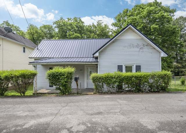 Property at 115 Union St, Mount Pleasant, TN 38474, 2 beds, 1 bath