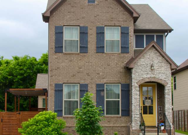 Property at 1561 Brockton Ln, Nashville, TN 37221, 3 beds, 2.5 baths