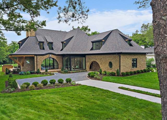 Property at 2805 Tyne Blvd, Nashville, TN 37215, 6 beds, 8 baths