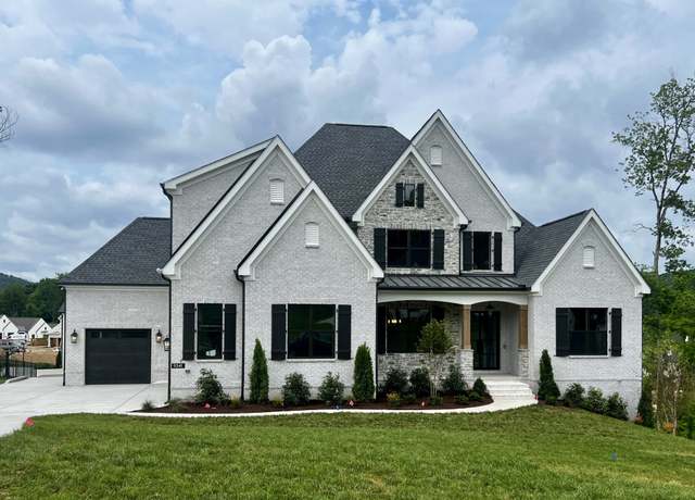 Property at 9541 Tarren Mill Ln, Brentwood, TN 37027, 5 beds, 5.5 baths