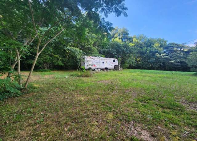Property at 1325 Linden Hwy, Clifton, TN 38425