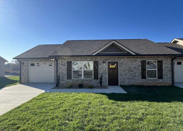 Property at 1521 Green Ln, Shelbyville, TN 37160, 2 beds, 2 baths