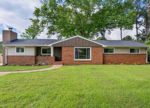 Property at 6904 Hickory View Ln, Chattanooga, TN 37421, 3 beds, 2 baths