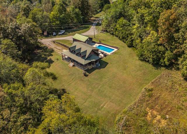 Property at 1654B Highway 231 S, Bethpage, TN 37022, 4 beds, 3.5 baths