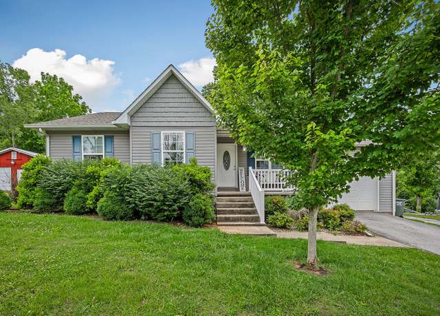 Property at 24 Hillcrest Dr, Sparta, TN 38583, 3 beds, 2 baths